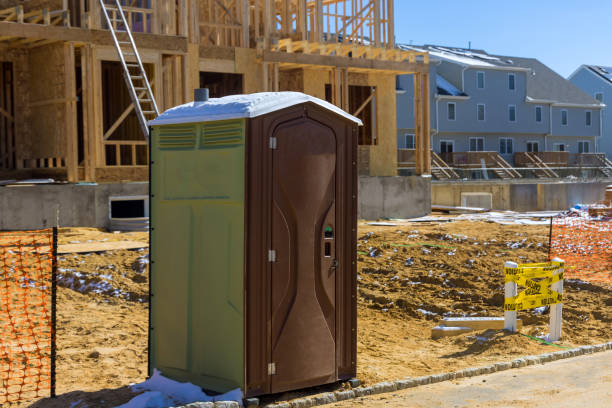 Portable Toilet Options We Offer in Sahuarita, AZ